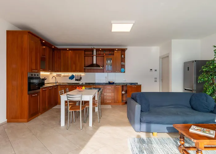 Girasole - Gla128 By Interhome